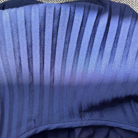 ⚓️ Vintage Navy Pleated Flowy Mini Dress, Circa 2007 , Size: S - Picture 13 of 17